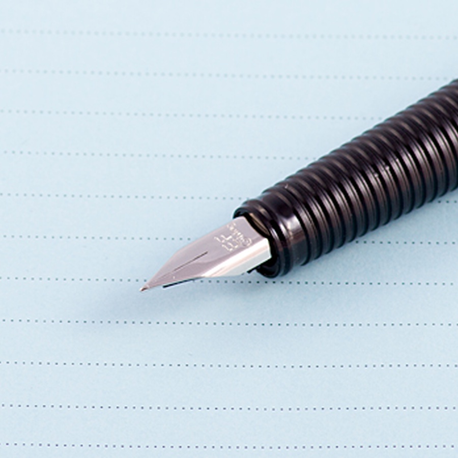 изображение Перьевая ручка, артпен rotring sketch ef