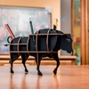 картинка Сборная модель ewa design "настольный органайзер бык"
