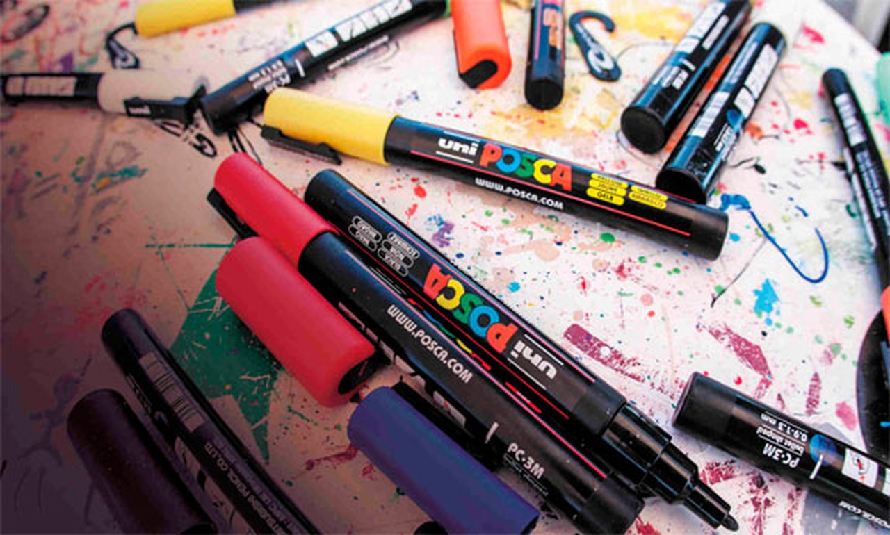 


    
        



    
        
            
        
        
            
        
    

    

   Линейка маркеров POSCA создана японским брендом Uni Mitsubishi Pencil в Токио, основанным в 1886 году.&nbsp;

Posca - это художественные маркеры на водной основе, которые подходят для работы на л…