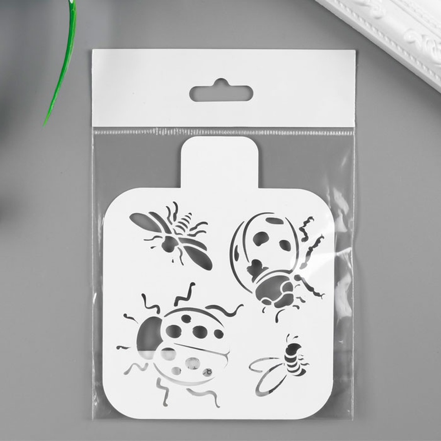 картинка Трафарет пластик "насекомые" 9х9 см