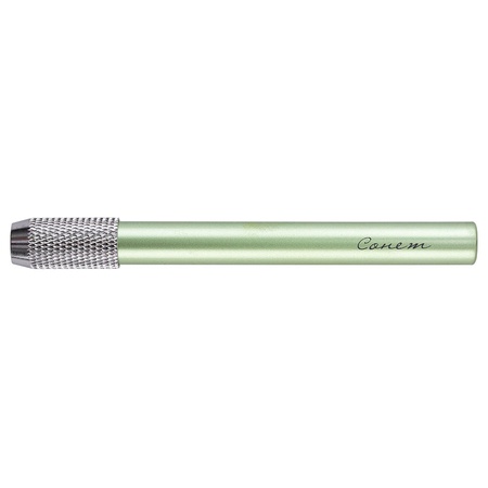 Держатель удлинитель Сонет увеличит длину короткого карандаша. Надежный механизм удерживает карандаши диаметром от 7 до 7,8 мм. Держатель выполнен из…