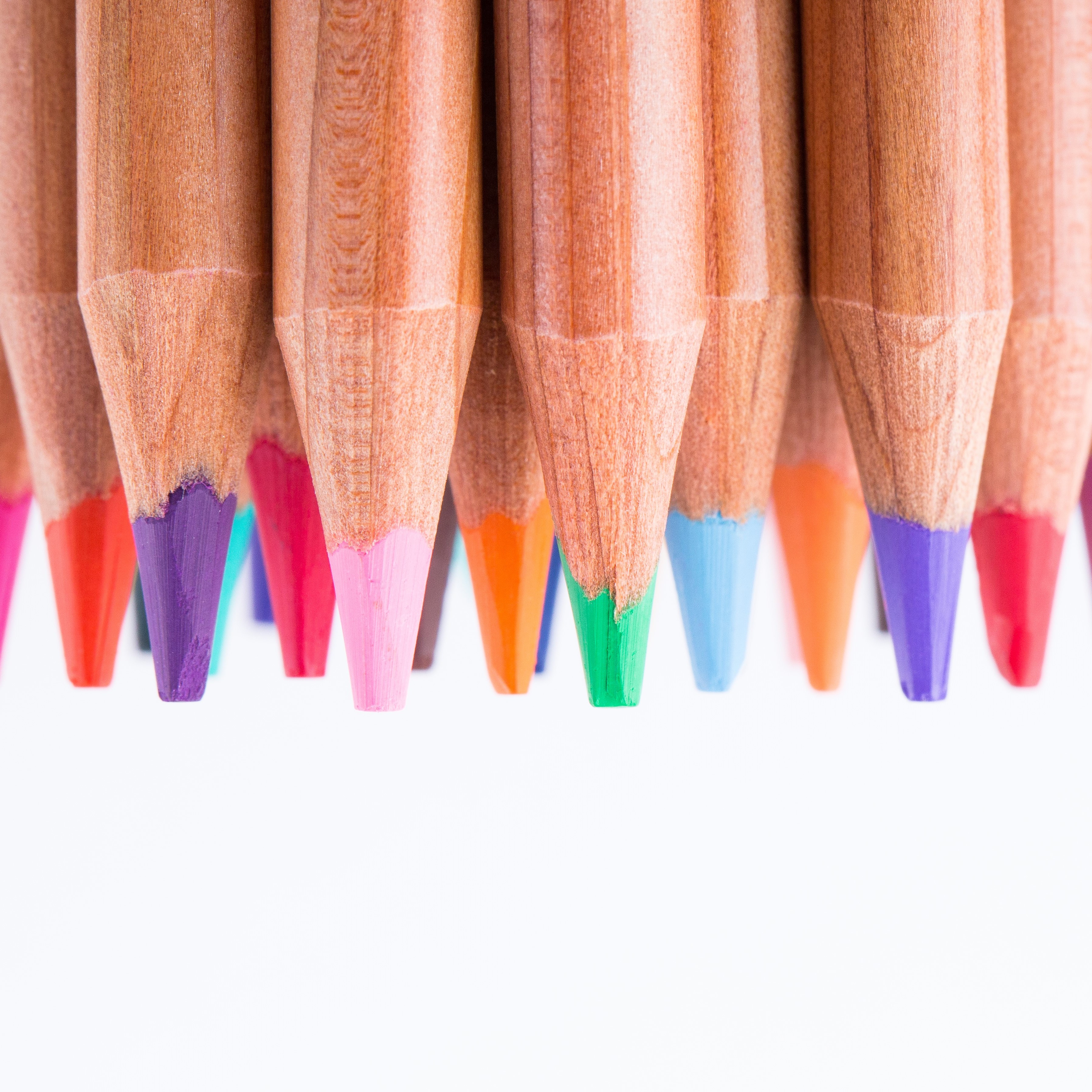 Палитра цветных карандашей